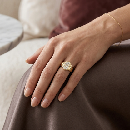Round Lab Grown Diamond Oval Signet Ring