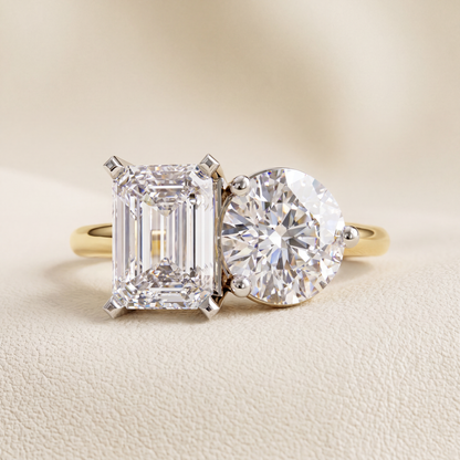 Emerald & Round Toi et Moi Two-Stone Diamond Ring